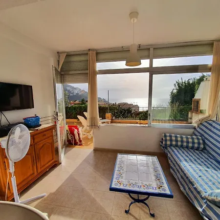 Esther Apartment